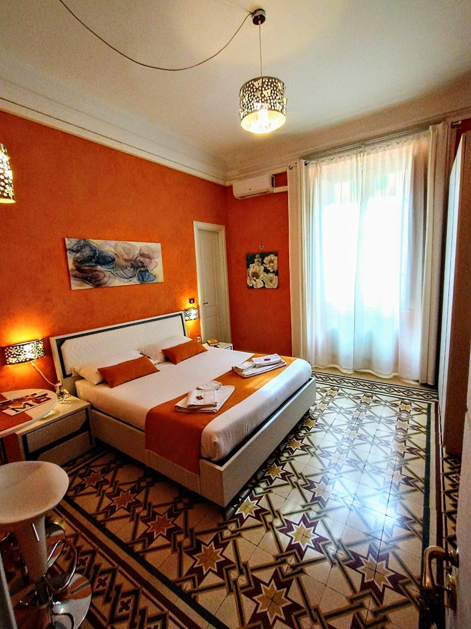 Suleima B&B Messina Centro Luaran gambar