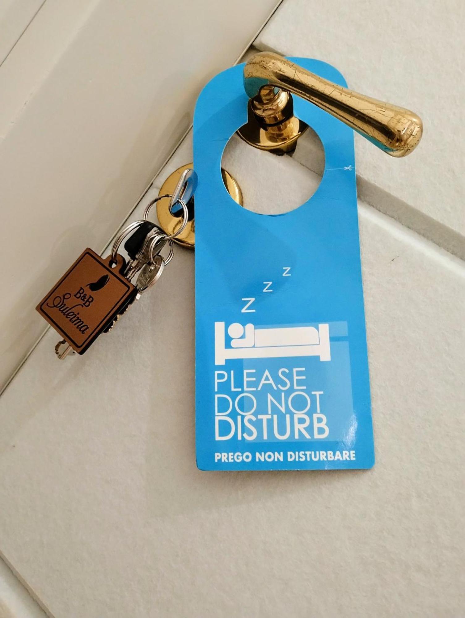 Suleima B&B Messina Centro Luaran gambar