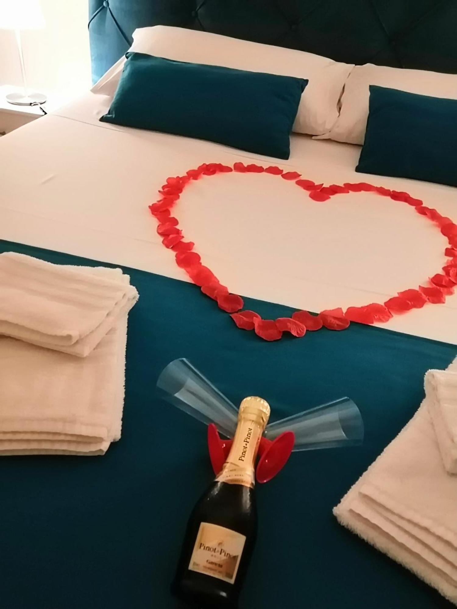 Suleima B&B Messina Centro Luaran gambar