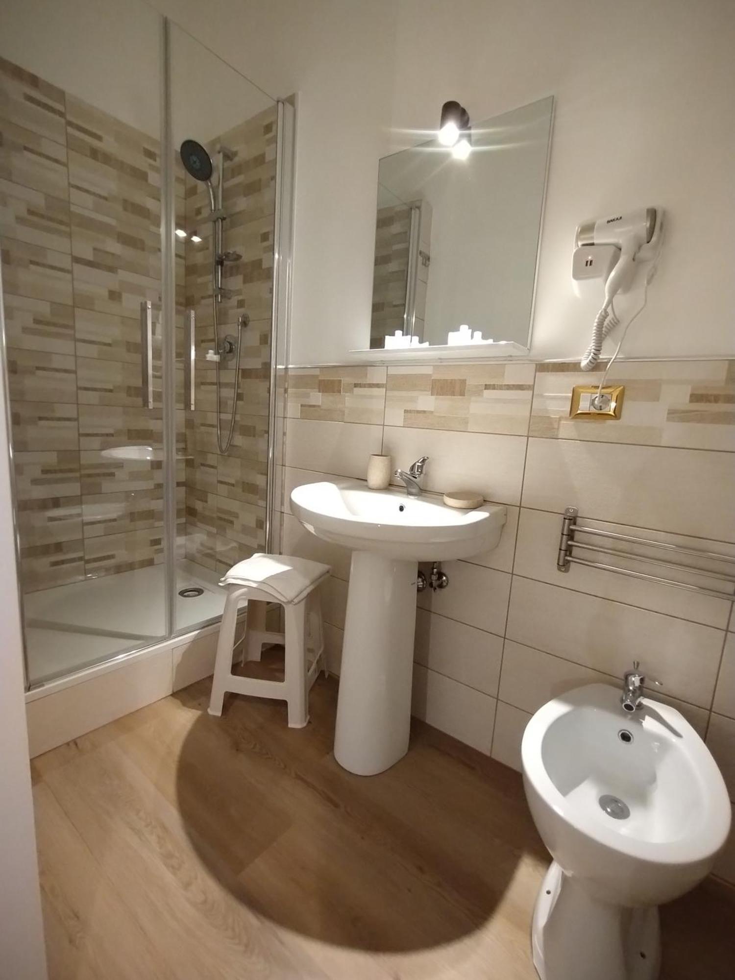 Suleima B&B Messina Centro Luaran gambar